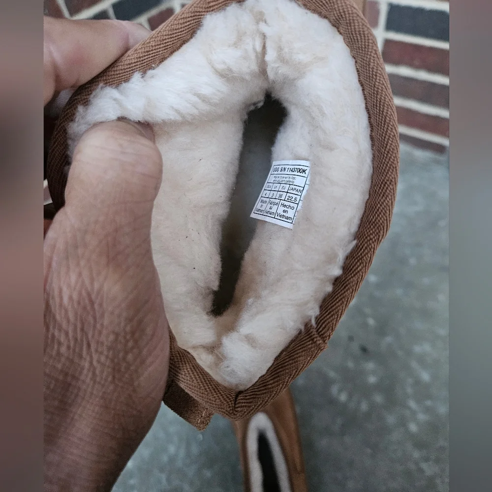 Kid's UGG Classic Mini Suede Boots